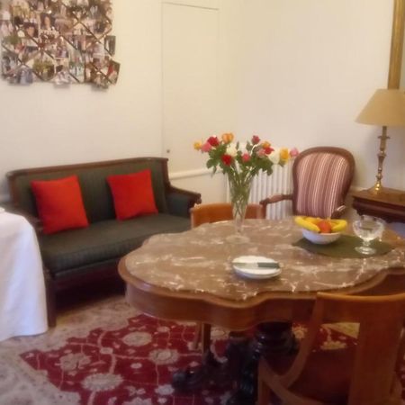 베흑사이으 Chambre De Flore B&B 외부 사진